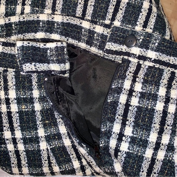 Classic Black and White Plaid Skirt size 6 - Picture 5 of 7
